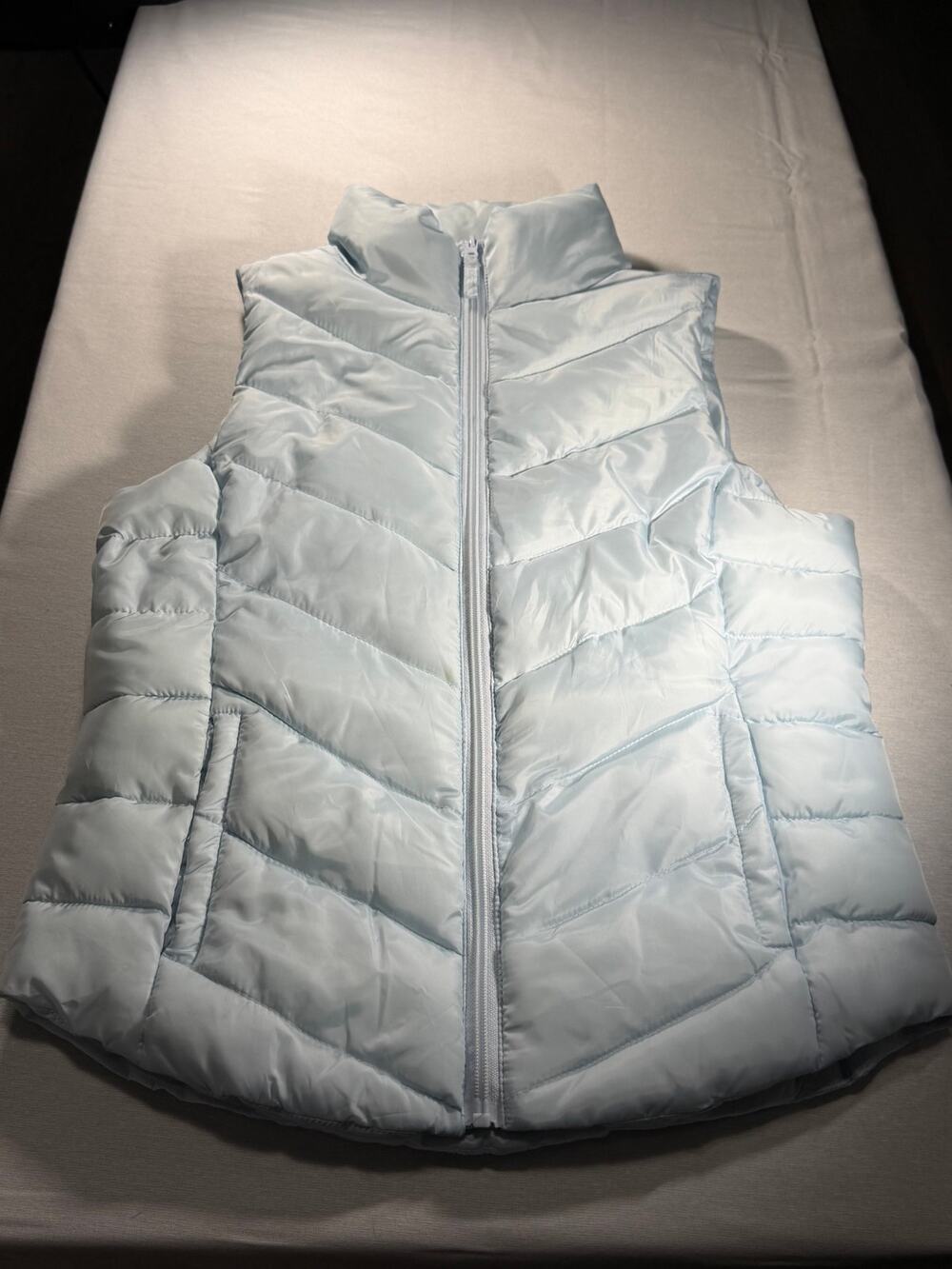SO Light Blue Chevron Quilted Puffer Vest Women’s Small